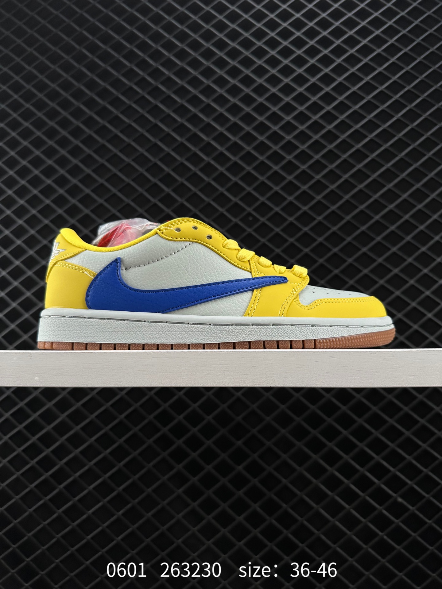 Travis Scott x Air Jordan 1 Low 